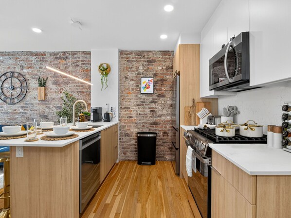 Microwave, oven, stovetop, dishwasher