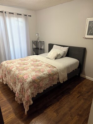 3 habitaciones, wifi gratis y ropa de cama 
