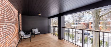 The Abolitionist | Terrace/patio