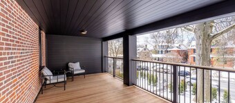 The Francis Hotel & Suites