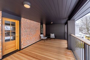 Rom, tilgjengelighetstilpasset badekar, balkong | Terrasse/patio