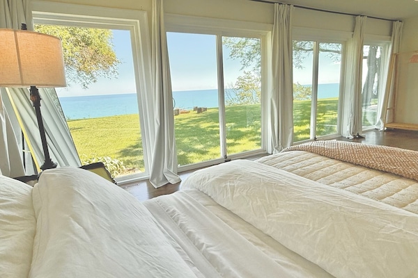 4 dormitoris, escriptori, planxa i posts de planxar i wifi