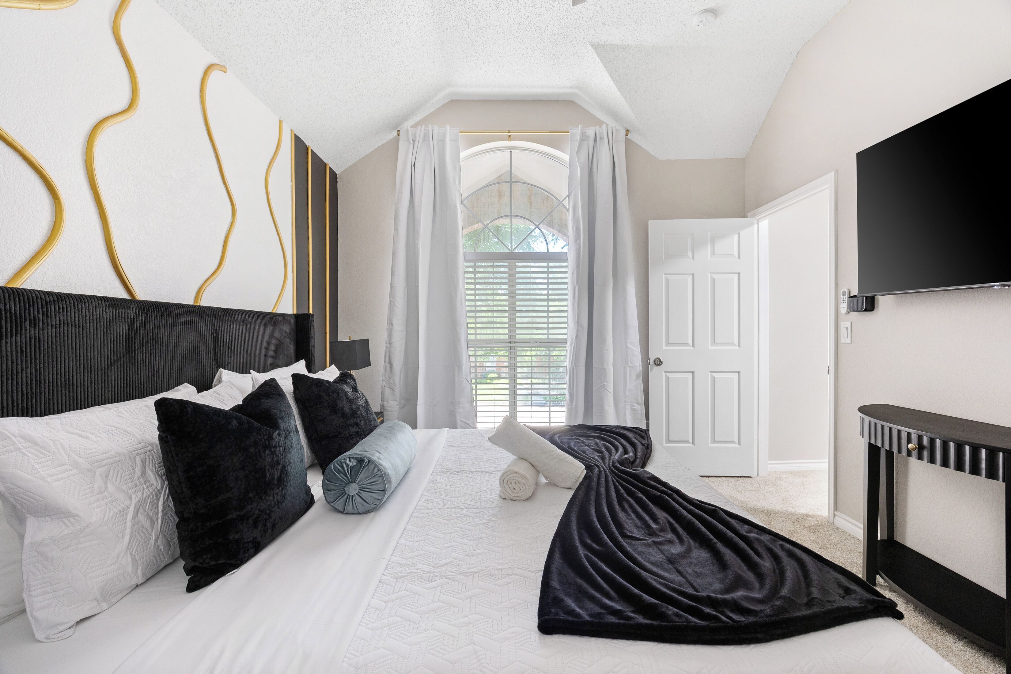 4 Schlafzimmer, Bügeleisen/Bügelbrett, WLAN, Bettwäsche