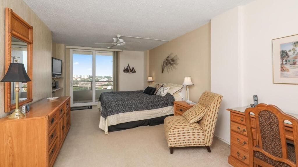 Premium-huoneisto, 2 makuuhuonetta, parveke, näköala laguunille | Tallelokero huoneessa, työpöytä