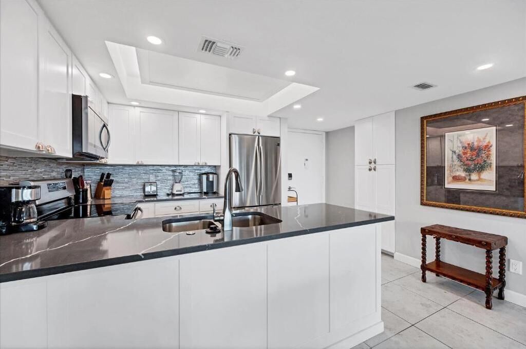 Premium Condo, 2 Bedrooms, Balcony, Lagoon View | Private kitchen | Full-sized fridge, microwave, oven, stovetop