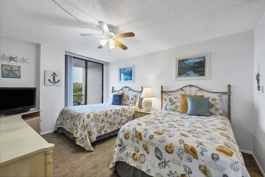 Premium-huoneisto, 2 makuuhuonetta, parveke, näköala laguunille | Tallelokero huoneessa, työpöytä