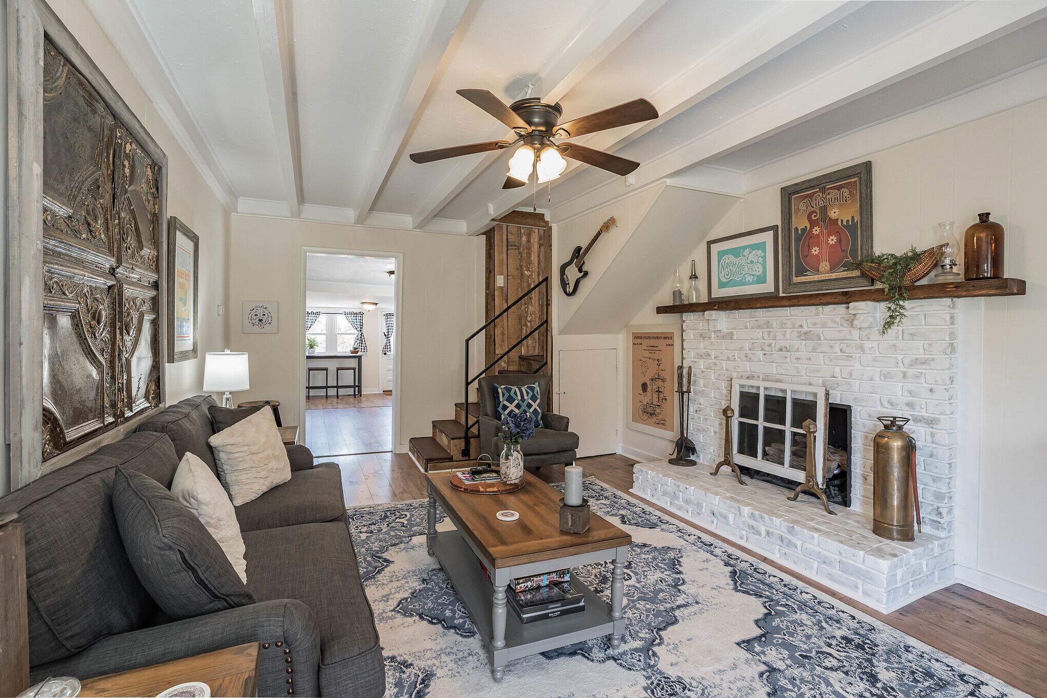 Smart TV, fireplace, books, offices