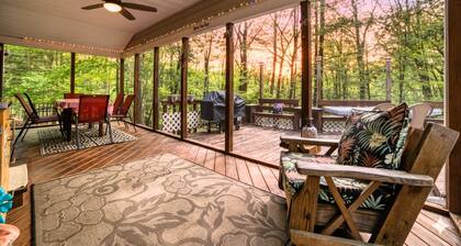 Poconos Hideaway - 1mi to Lake - Firepit - Pets OK
