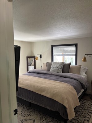 2 bedrooms, free WiFi, bed sheets