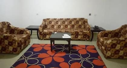 Tahir Hotel
