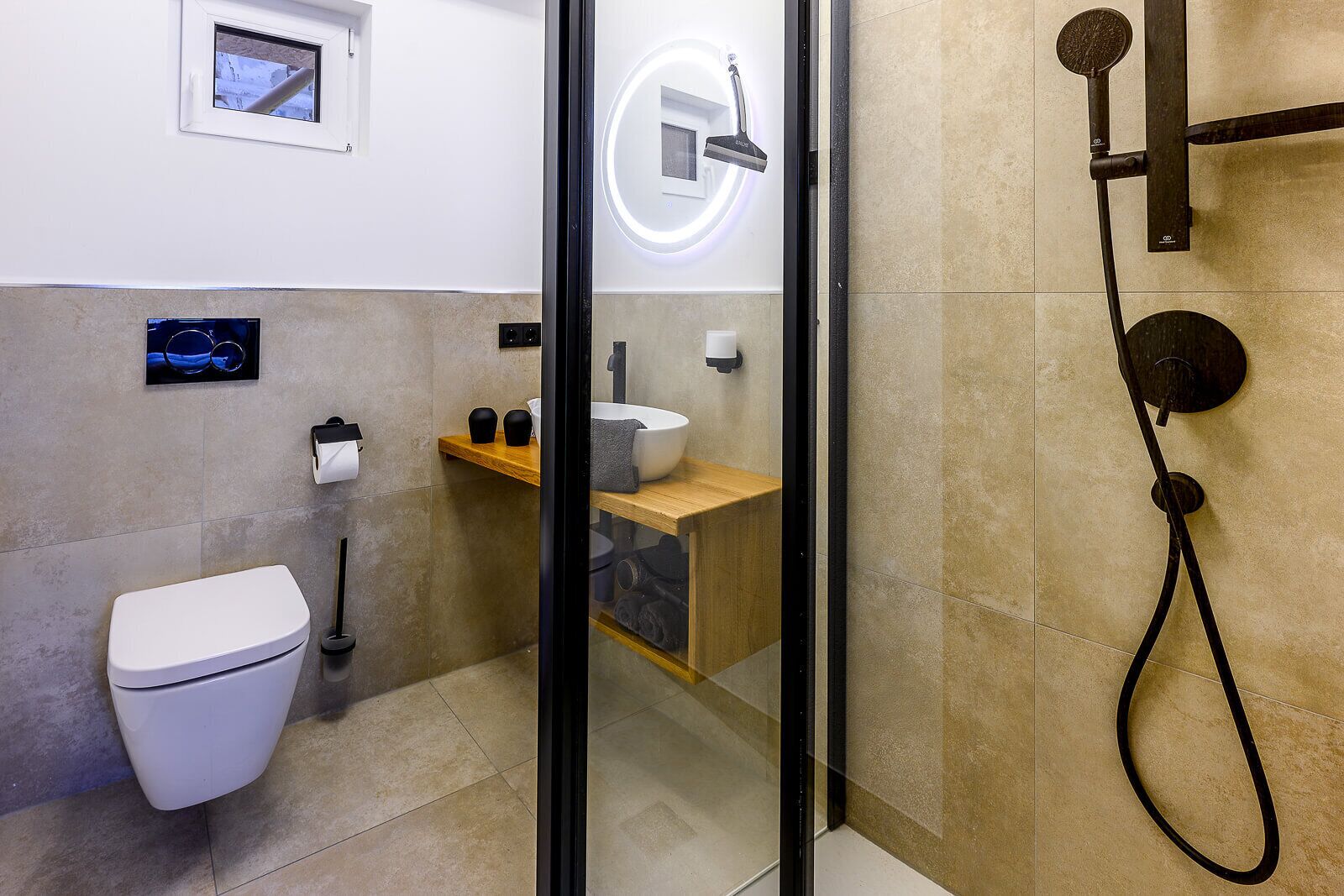 Basic Double Room, 1 King Bed, City View | Bathroom shower