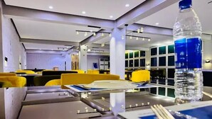 Ảnh chưa phân loại, 5 trong số 67 ảnh, nút