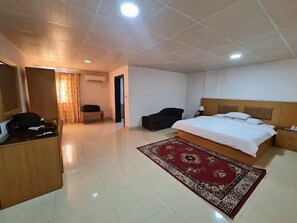 Deluxe Room, Balcony, City View - Tahir Guest Palace  (Kano)