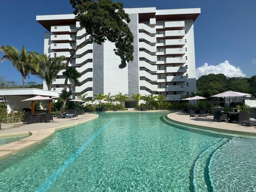 Charming 2-bedroom condo with AC, fitness room in fantastic Jaco