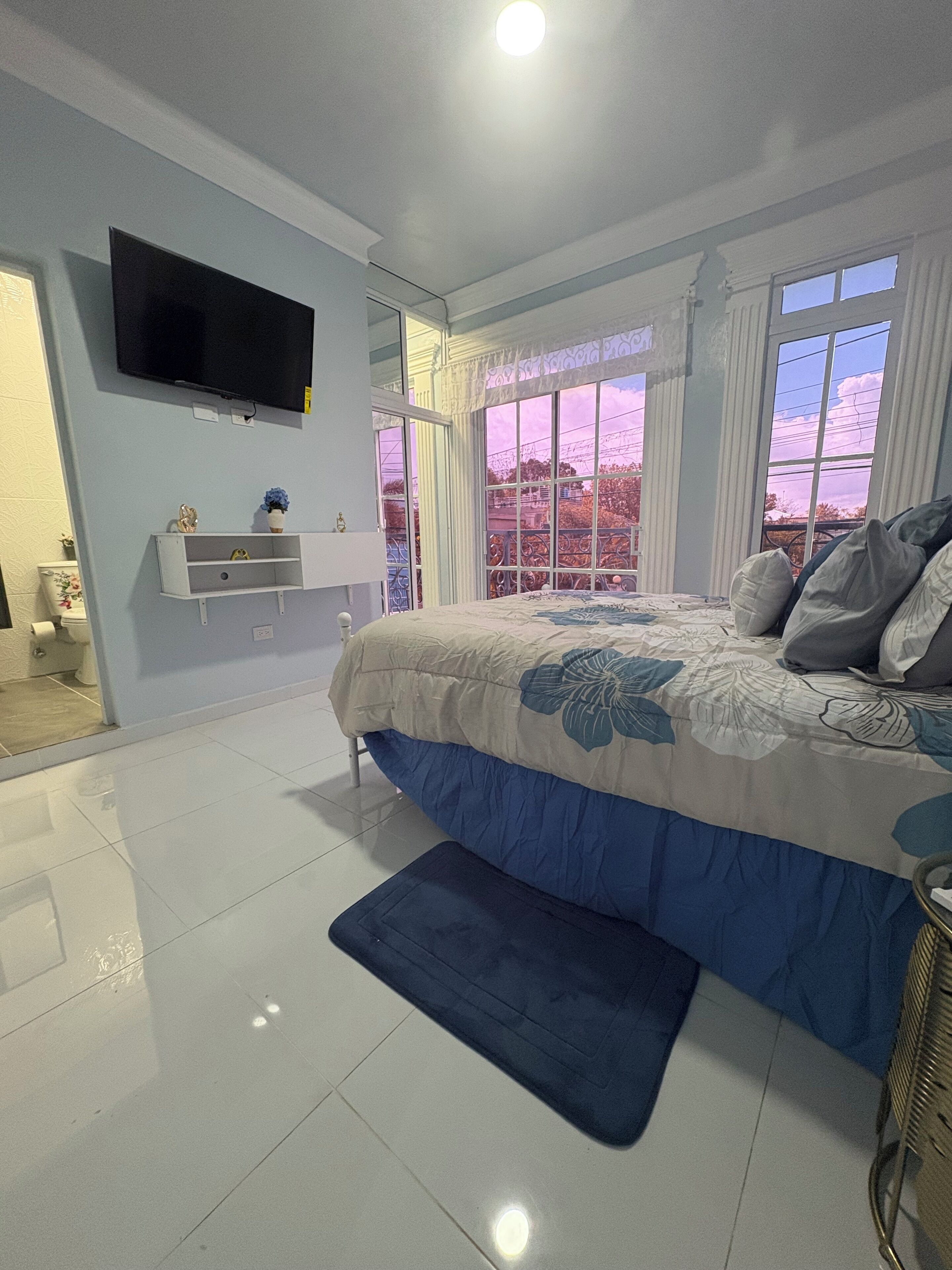 2 dormitorios, wifi gratis, ropa de cama