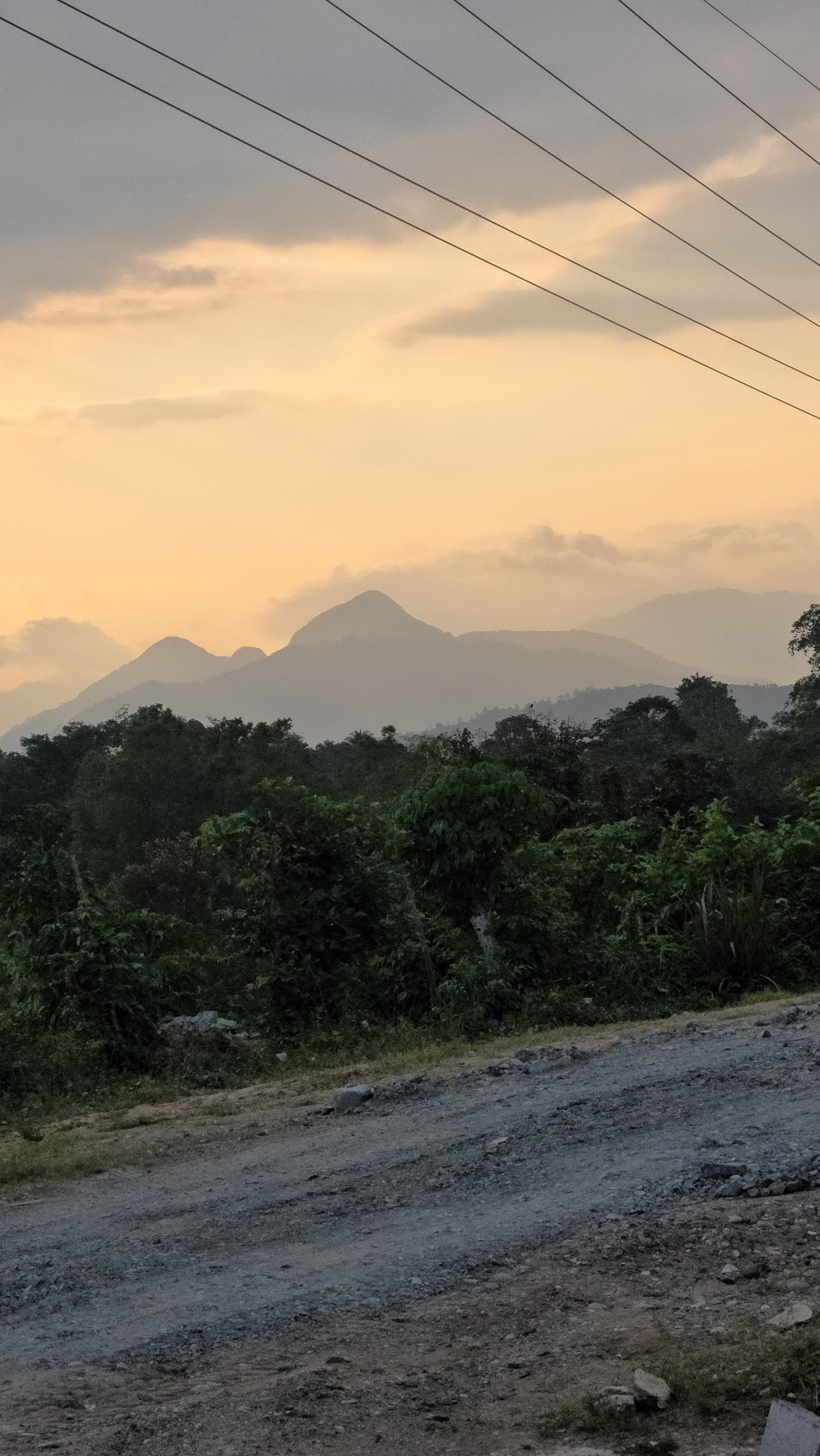 Fer et planche à repasser, Wi-Fi gratuit, draps fournis