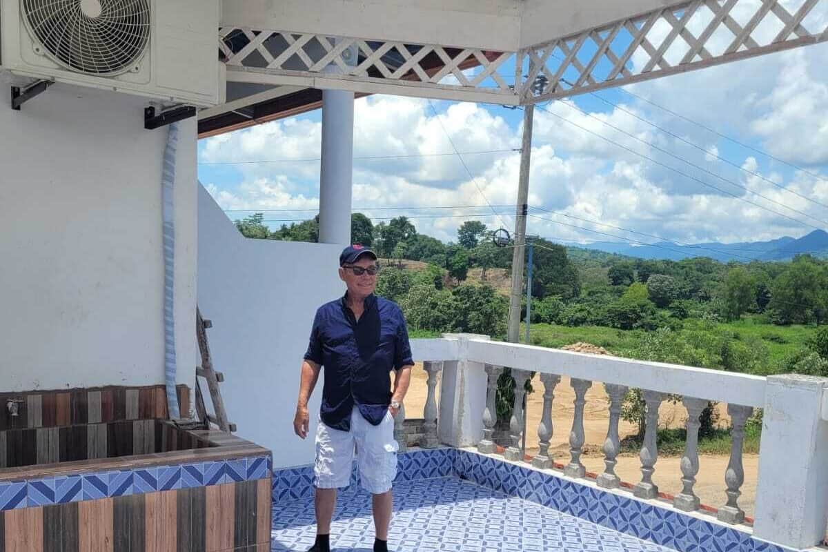 Comfort Room, Mountain View | Terrace/patio