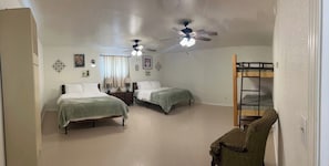 1 Schlafzimmer, WLAN, Bettwäsche