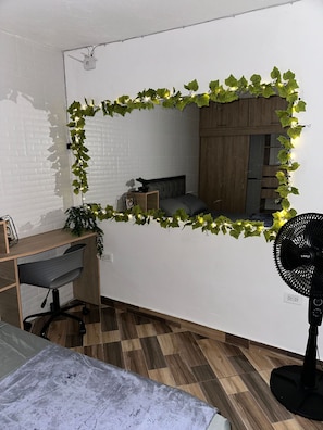 1 chambre, fer et planche Ă repasser, accĂšs Internet, draps fournis