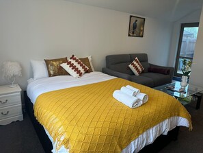 1 chambre, fer et planche à repasser, Wi-Fi gratuit