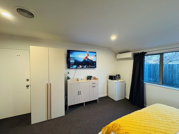 1 chambre, fer et planche à repasser, Wi-Fi gratuit
