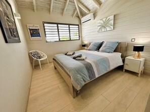 3 bedrooms, iron/ironing board, Internet, bed sheets
