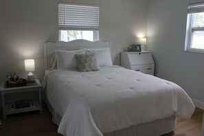 3 bedrooms, iron/ironing board, travel crib, free WiFi