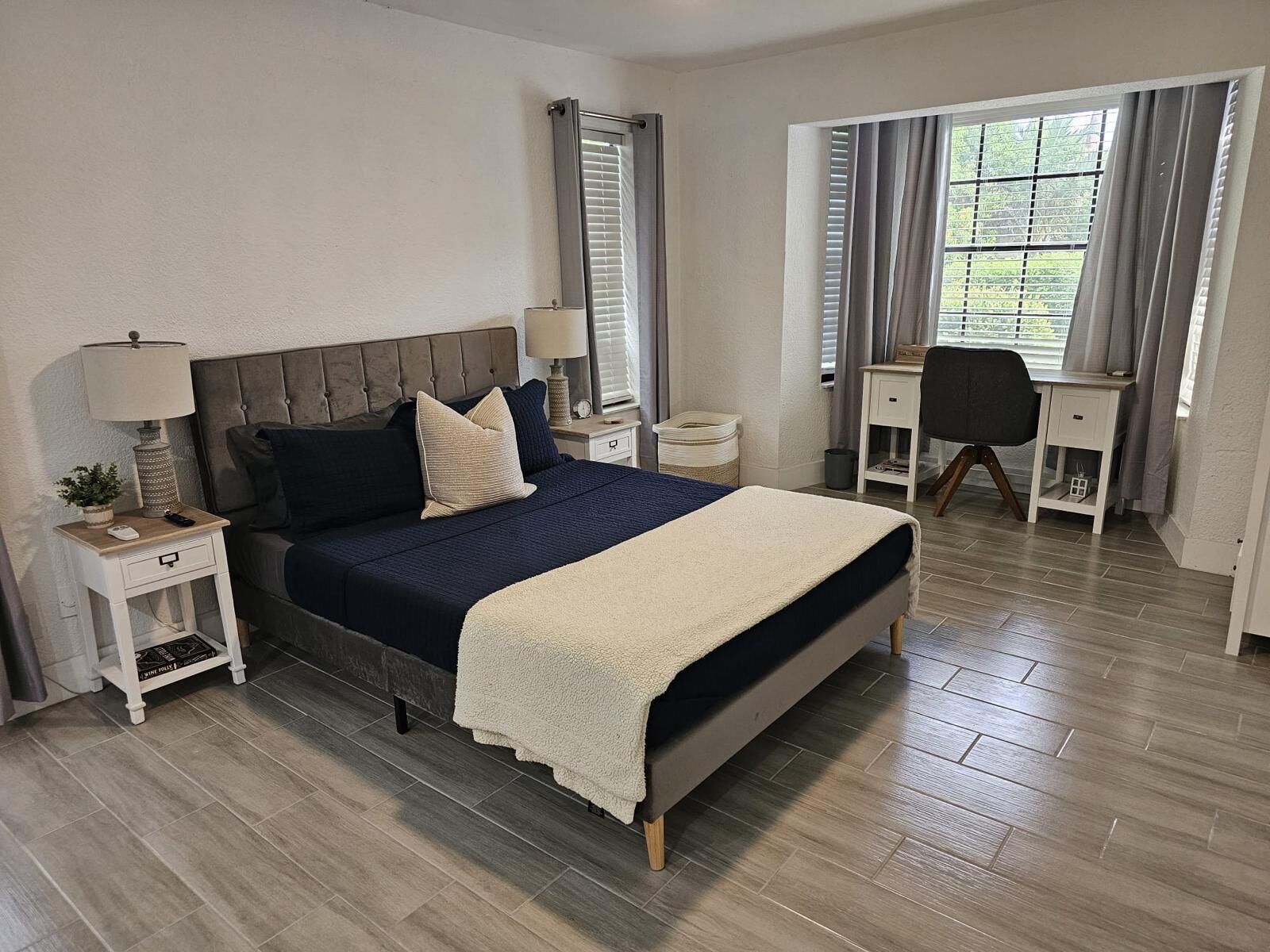 Fer et planche à repasser, Wi-Fi, draps fournis