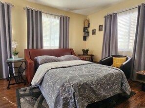 1 bedroom, desk, iron/ironing board, travel cot