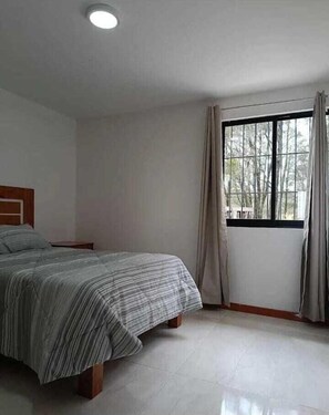 Family House, Patio, Mountain View | Free WiFi