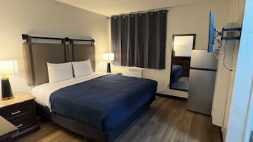 Zimmer, 1 King-Bett | Kostenloses WLAN