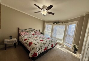 2 bedrooms, WiFi, bed sheets, wheelchair access