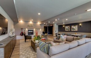 Smart TV, music library, video library, stereo