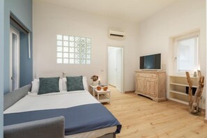 1 chambre, fer et planche Ă repasser, Wi-Fi, literie fournie