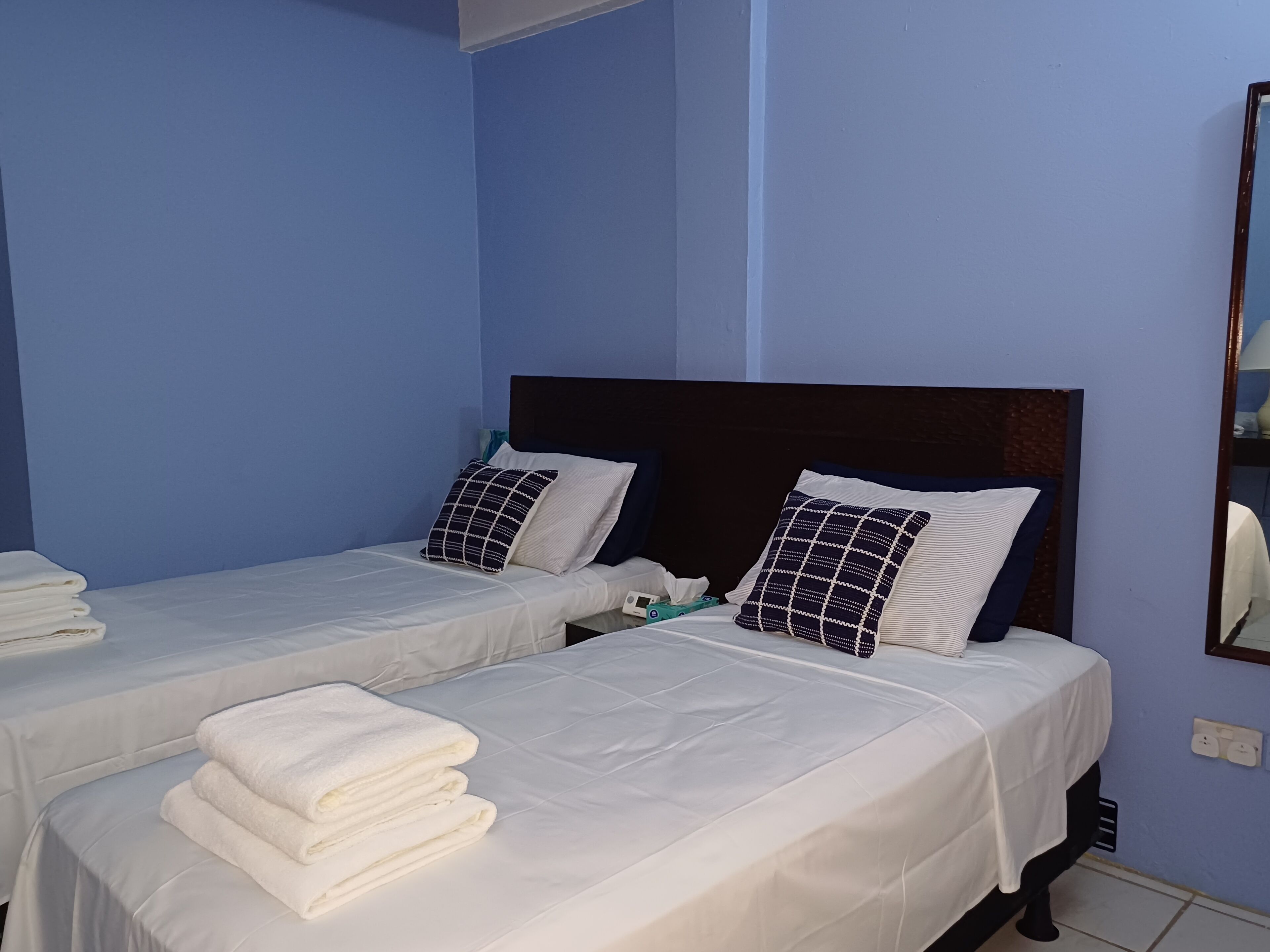 1 多间卧室、熨斗/熨衣板、WiFi、床单