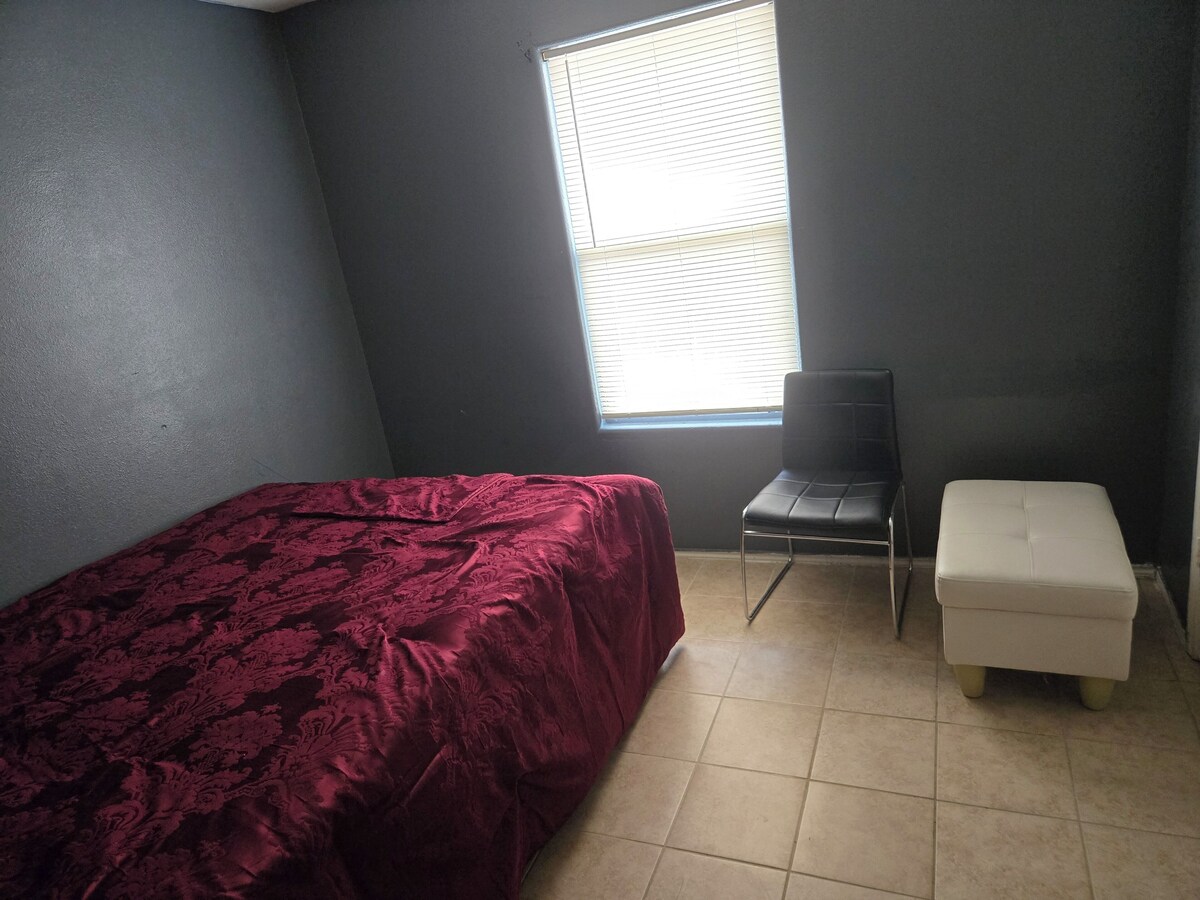 Photo 13 of Wonderful fancy 3-bedroom house with AC in Houston