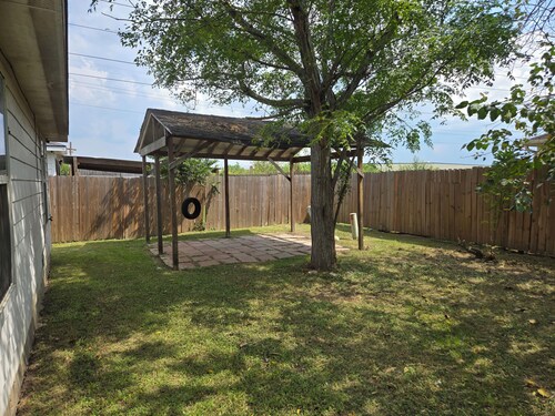 Wonderful fancy 3-bedroom house with AC in Houston