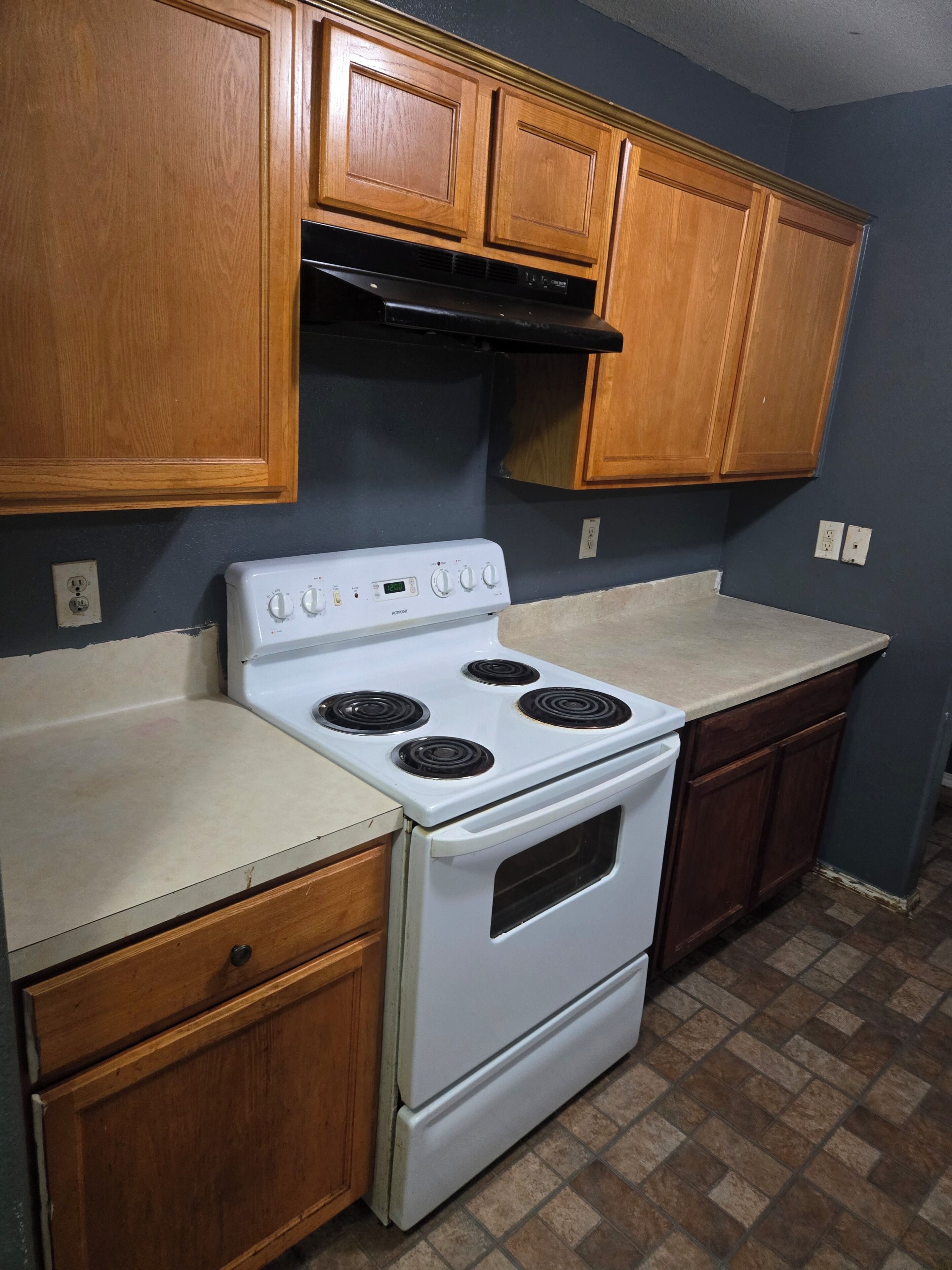 Microondas, horno, parrilla de estufa y lavavajillas 