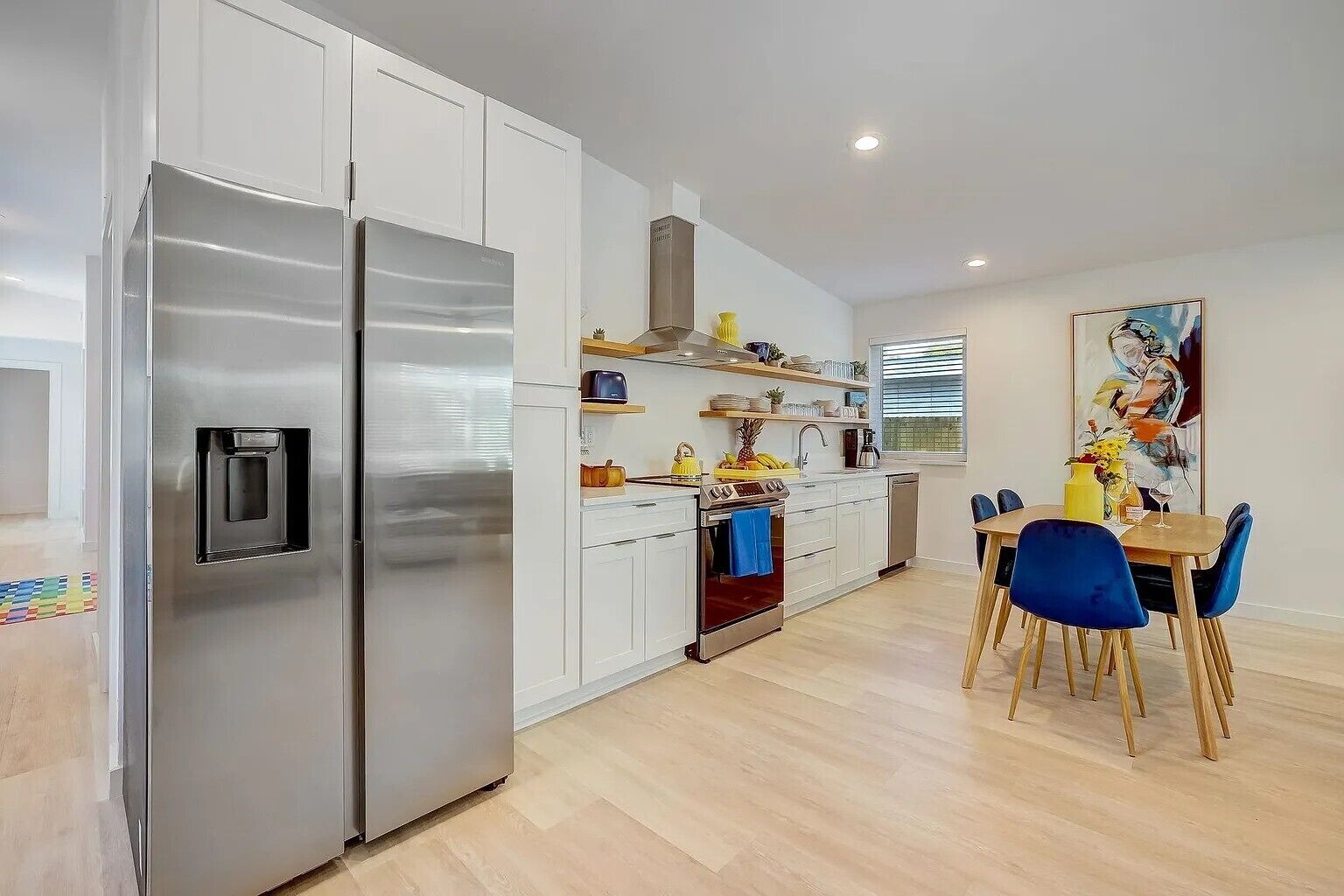 Micro-ondes, four, plaque de cuisson, lave-vaisselle