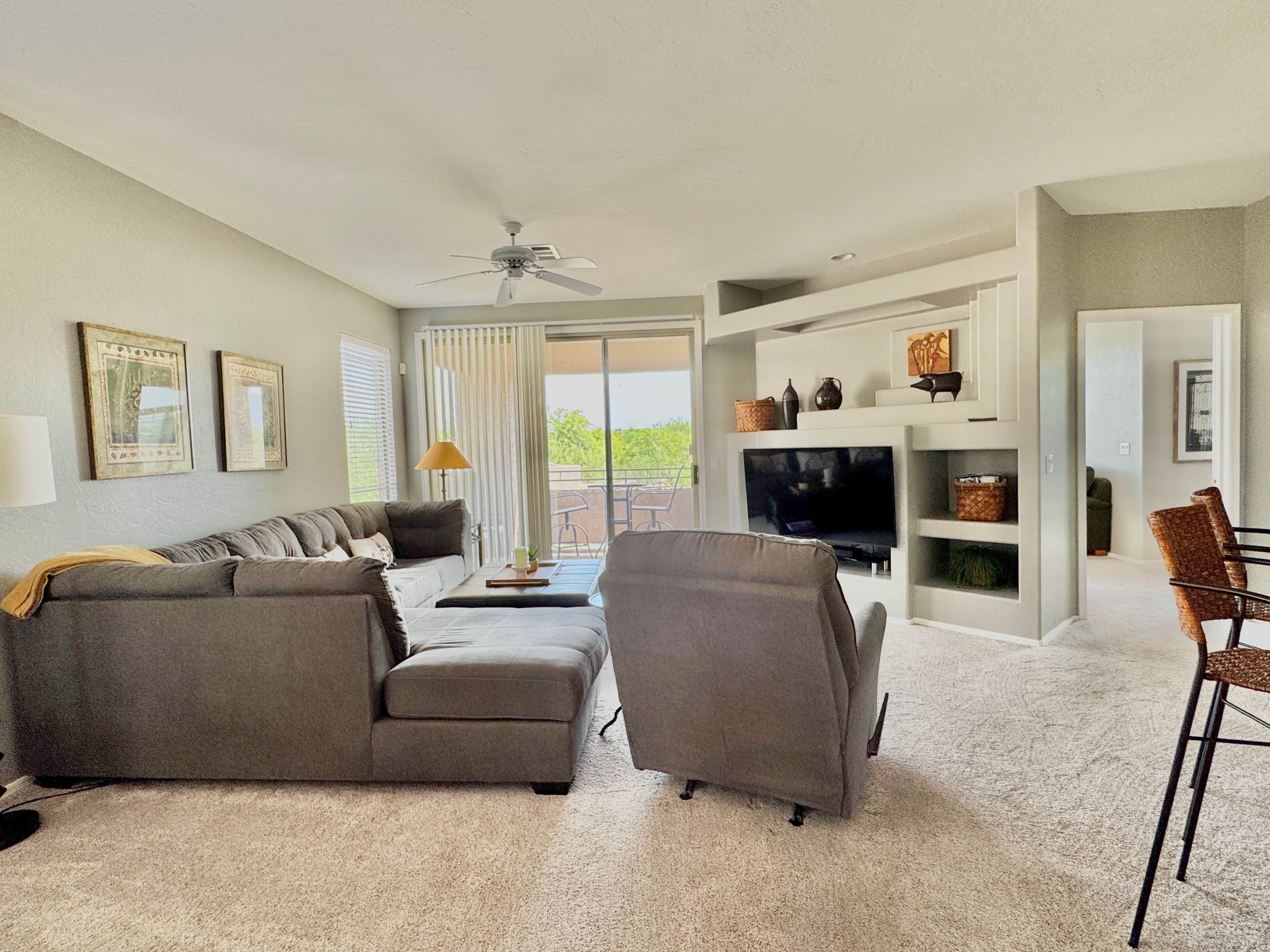Gorgeous Oro Valley Condo Rental - Mountain Views! - 卡塔利娜