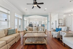 Télévision, table de tennis de table