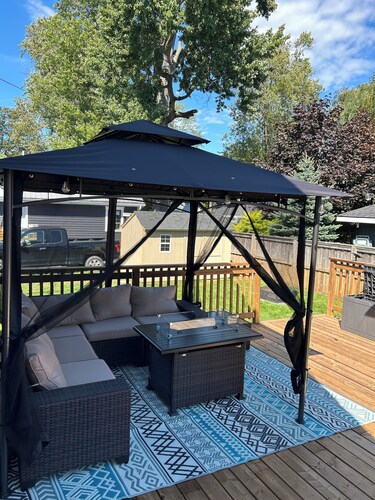 Elmwood Coast&Hearth Retreat- Large Deck + Bar + Firepit 5 min walk to the beach