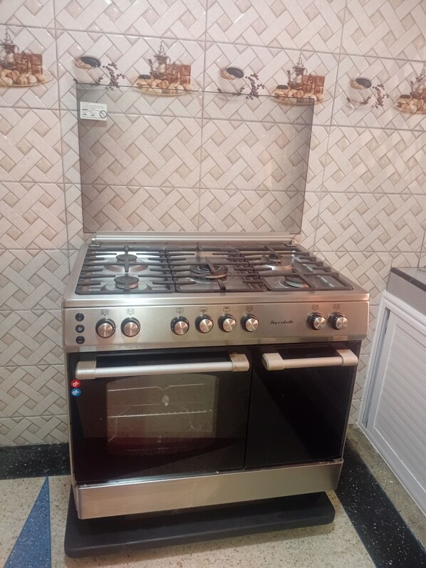 Oven