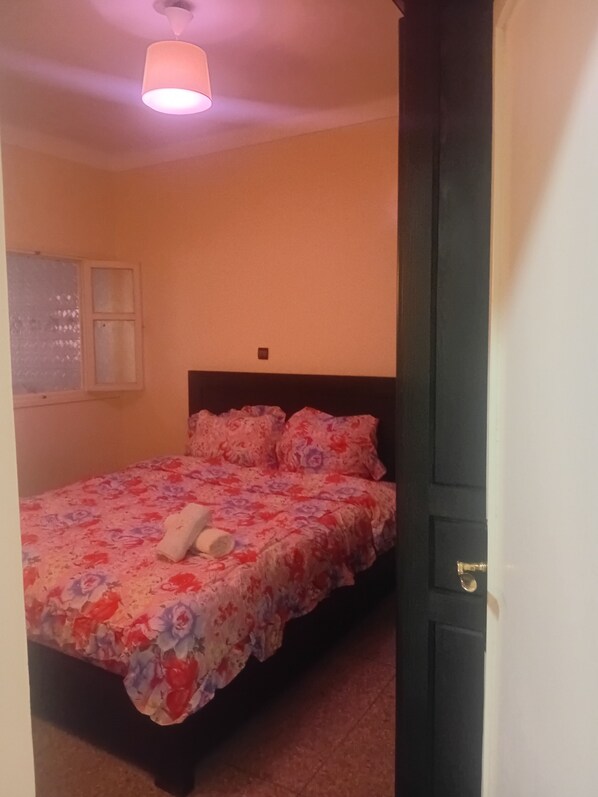 2 chambres, accès Internet, draps fournis