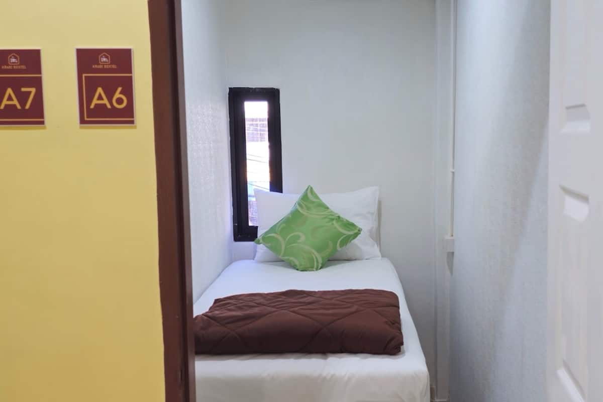 Mini Box | Free WiFi, bed sheets