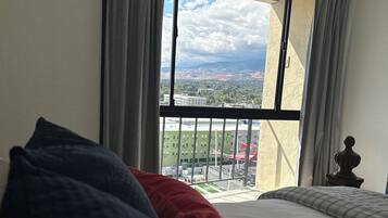 1 bedroom, iron/ironing board, WiFi