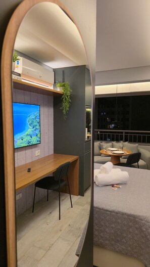 1 bedroom, iron/ironing board, WiFi, bed sheets - Dani Studio Moema Grand Vitrali (São Paulo)