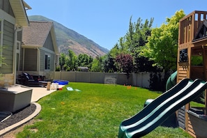 Property grounds - Private Walkout basement, Brand new, Quiet & Spacious (Cedar Hills)