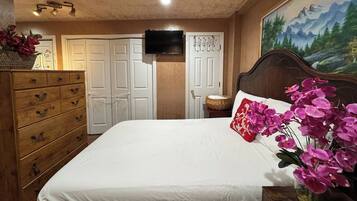 1 habitación, tabla de planchar con plancha, wifi y ropa de cama