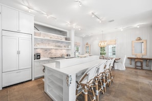 Fridge, microwave, oven, stovetop - Hope Town Haven Cottage & Carriage House - Plunge Pool/Summer Kitchen, Steps from Town Center (Rosemary Beach)